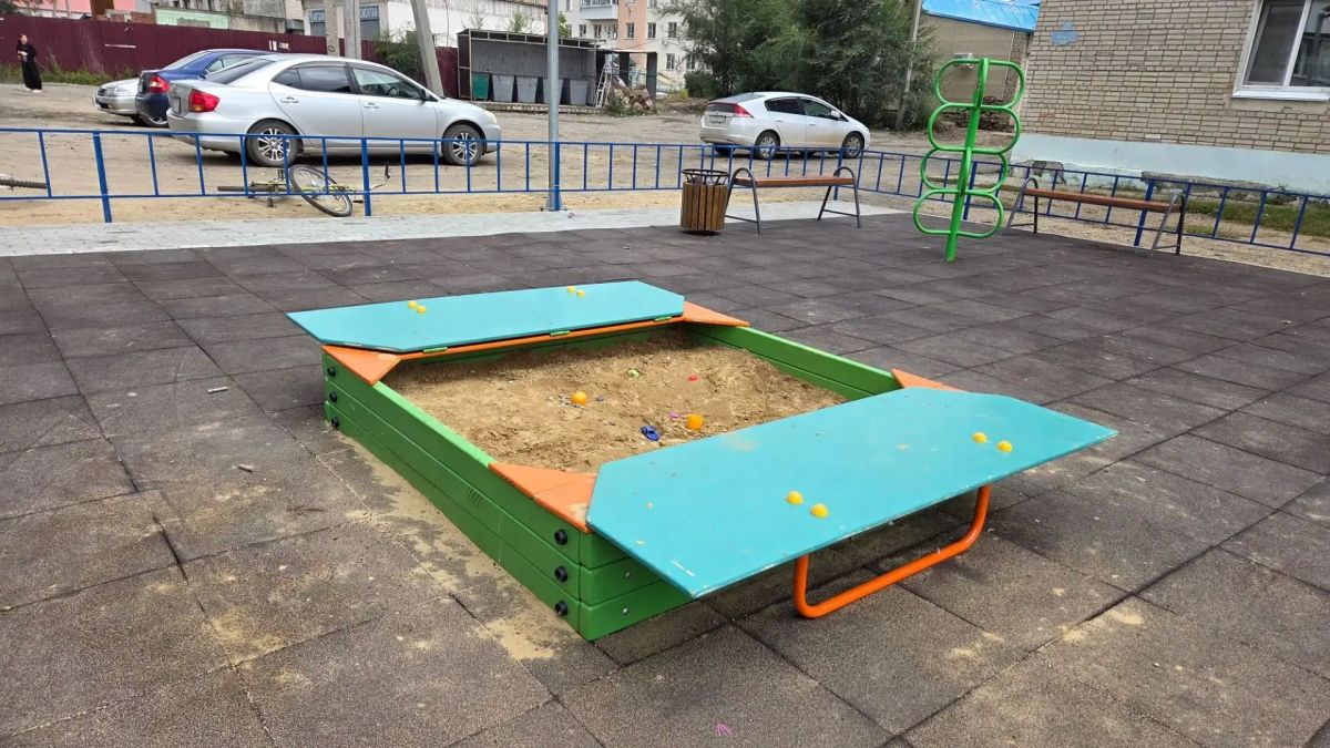 По требованию прокуратуры отремонтирована детская спортивно-игровая площадка в с.Ленинское ЕАО По требованию прокуратуры отремонтирована детская спортивно-игровая площадка в с.Ленинское ЕАО