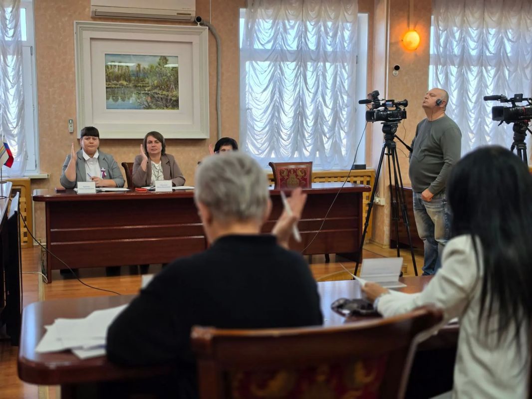 Избирательная комиссия ЕАО подвела официальные итоги выборов Избирательная комиссия ЕАО подвела официальные итоги выборов
