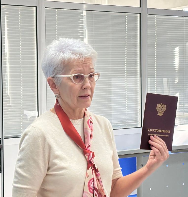 Около 700 педагогов пройдут переподготовку по программам дополнительного профессионального образования Института развития образования ЕАО