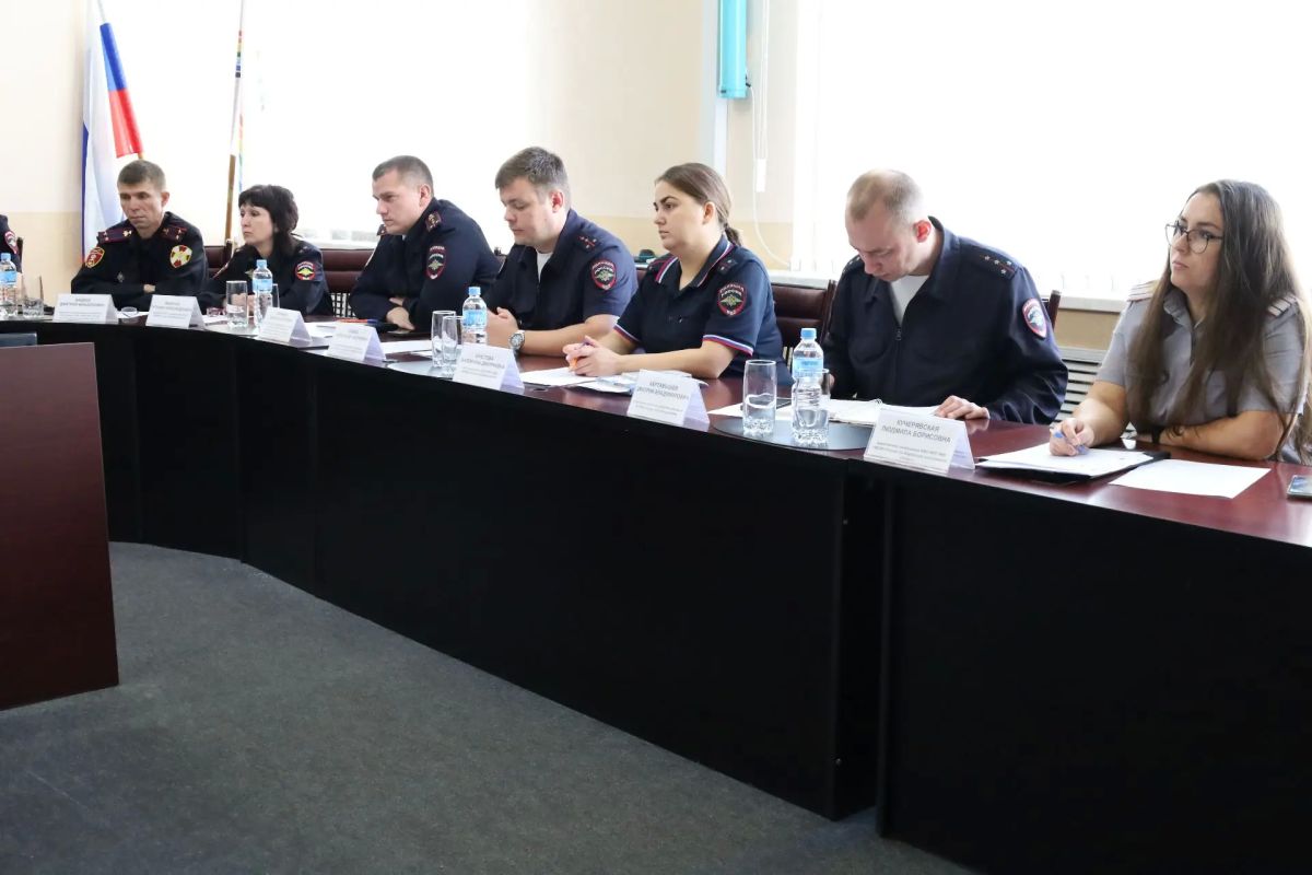 В мэрии Биробиджана обсудили профилактику наркомании и правонарушений В мэрии Биробиджана обсудили профилактику наркомании и правонарушений