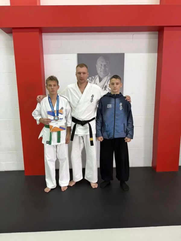 Спортсмены из ЕАО завоевали россыпь наград на турнире по карате «Open Tatami» в Хабаровске Спортсмены из ЕАО завоевали россыпь наград на турнире по карате «Open Tatami» в Хабаровске