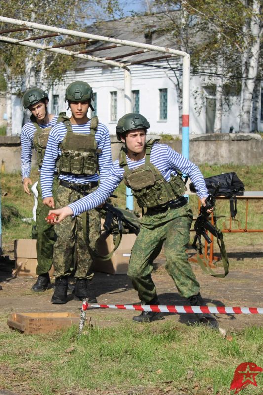 В Еврейской автономной области состоялась масштабная военно-спортивная игра «Штурм» В Еврейской автономной области состоялась масштабная военно-спортивная игра «Штурм»