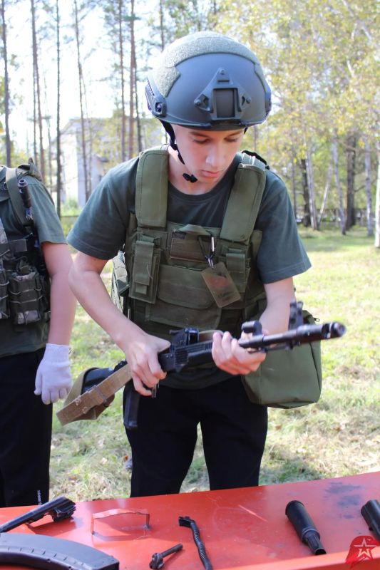В Еврейской автономной области состоялась масштабная военно-спортивная игра «Штурм» В Еврейской автономной области состоялась масштабная военно-спортивная игра «Штурм»