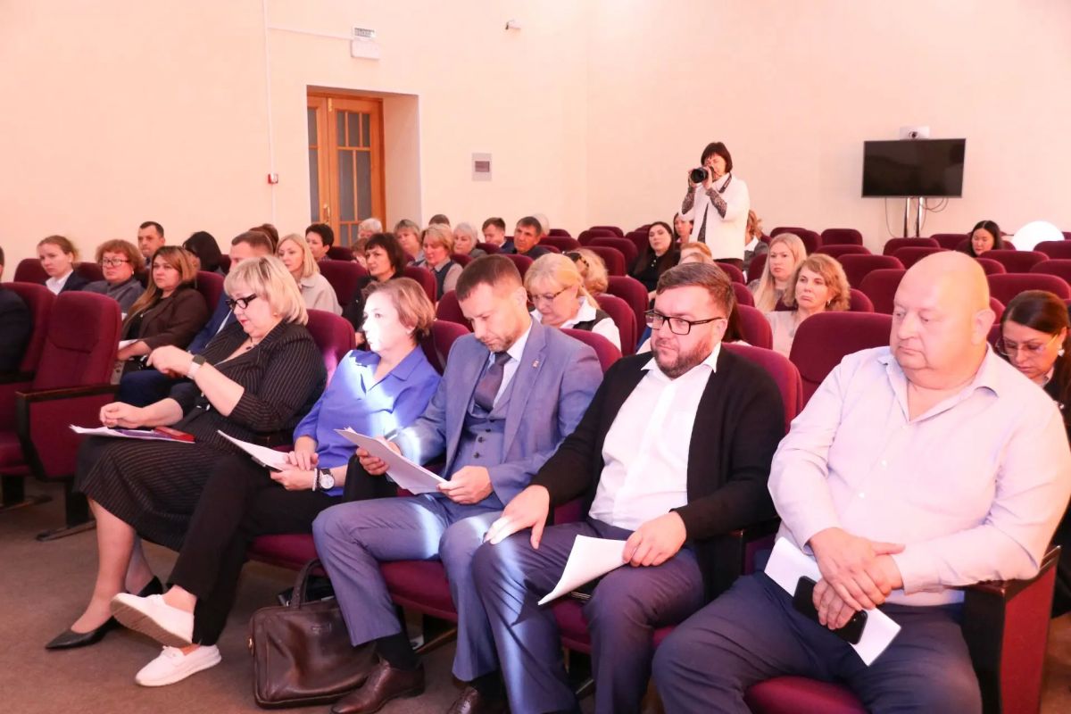 Заместитель председателя Городской Думы Сергей Бурындин принял участие в заседании Совета муниципальных образований ЕАО Заместитель председателя Городской Думы Сергей Бурындин принял участие в заседании Совета муниципальных образований ЕАО