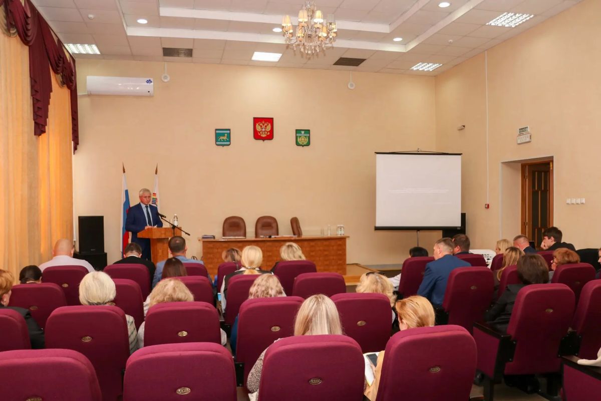 Заместитель председателя Городской Думы Сергей Бурындин принял участие в заседании Совета муниципальных образований ЕАО Заместитель председателя Городской Думы Сергей Бурындин принял участие в заседании Совета муниципальных образований ЕАО