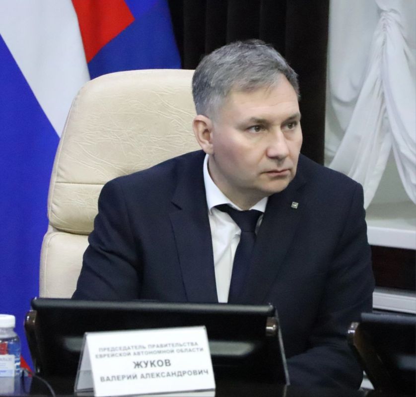 Сегодня под председательством прокурора Еврейской автономной области Дмитрия Седых состоялось межведомственное совещание, на котором обсуждены вопросы состояния законности при подготовке региона к пожароопасному периоду и... Сегодня под председательством прокурора Еврейской автономной области Дмитрия Седых состоялось межведомственное совещание, на котором обсуждены вопросы состояния законности при подготовке региона к пожароопасному периоду и...