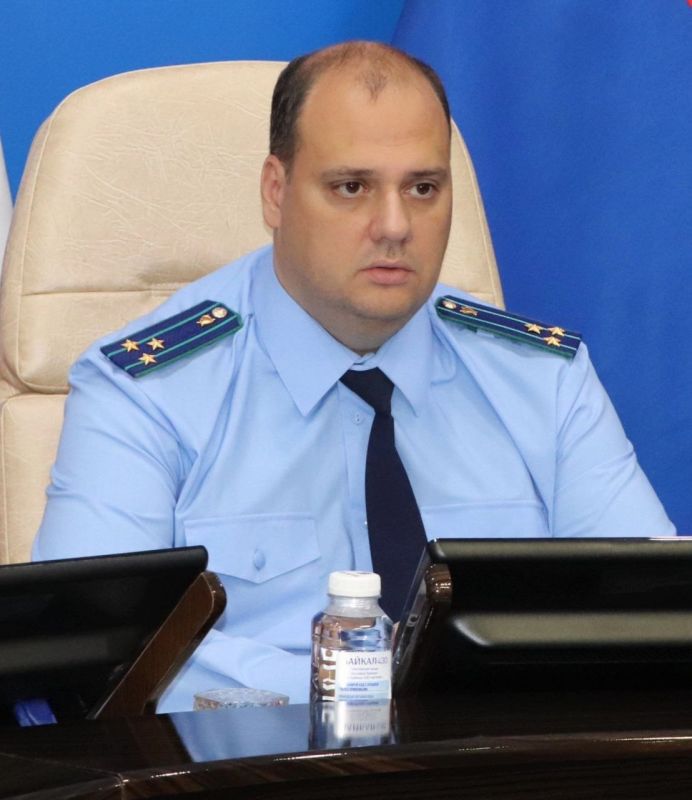 Сегодня под председательством прокурора Еврейской автономной области Дмитрия Седых состоялось межведомственное совещание, на котором обсуждены вопросы состояния законности при подготовке региона к пожароопасному периоду и...