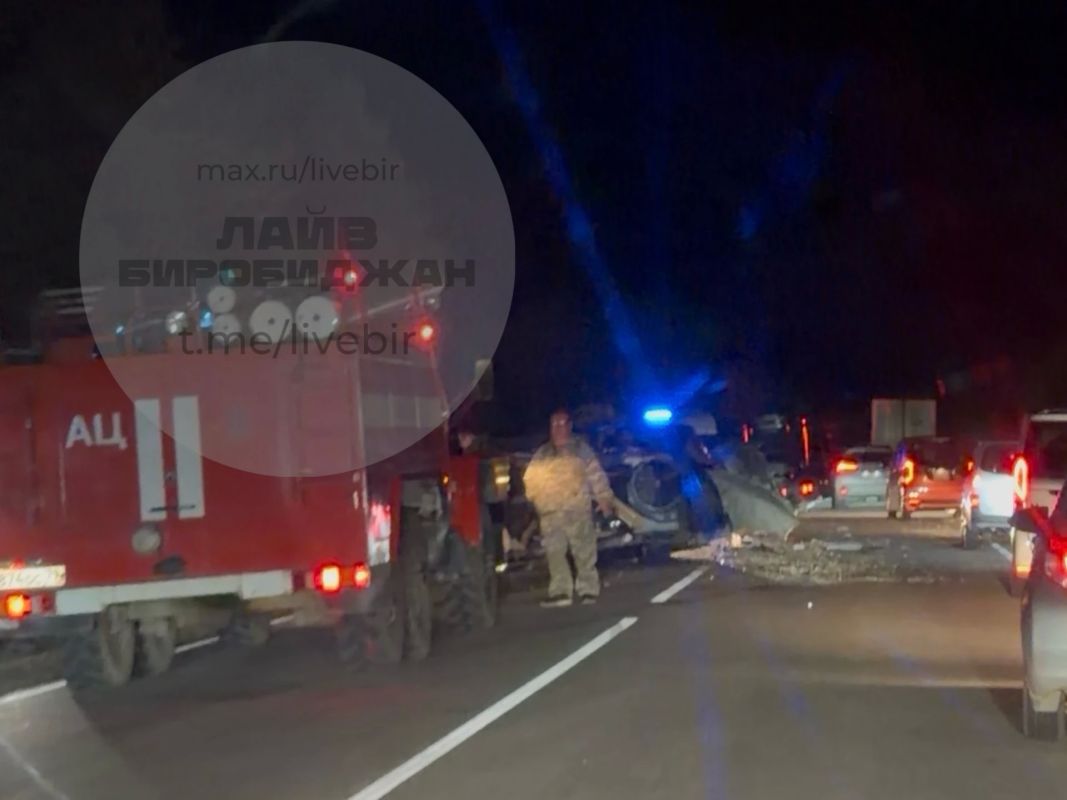 В жуткой аварии на трассе в ЕАО погиб человек В жуткой аварии на трассе в ЕАО погиб человек
