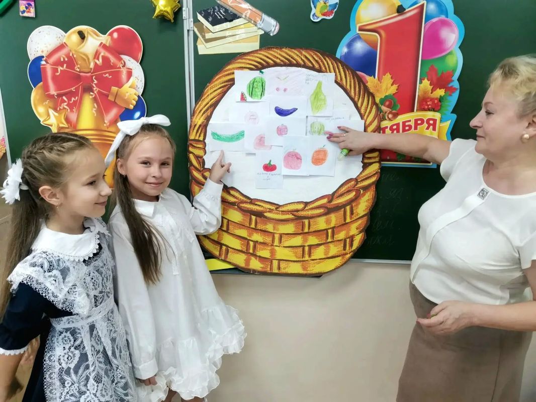 Более 50 экскурсий на избирательные участки прошли во время выборов Более 50 экскурсий на избирательные участки прошли во время выборов