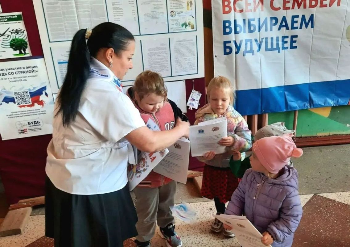 Более 50 экскурсий на участки прошли во время выборов