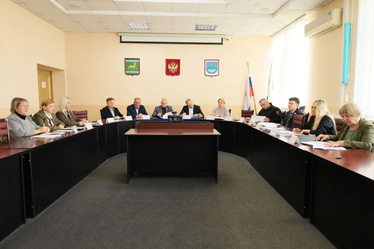 Председатель Городской Думы Сергей Радецкий принял участие в заседании Совета по противодействию коррупции Председатель Городской Думы Сергей Радецкий принял участие в заседании Совета по противодействию коррупции
