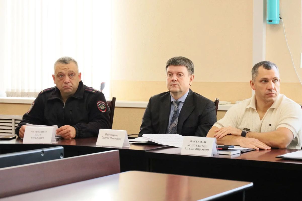 Председатель Городской Думы Сергей Радецкий принял участие в заседании Совета по противодействию коррупции Председатель Городской Думы Сергей Радецкий принял участие в заседании Совета по противодействию коррупции