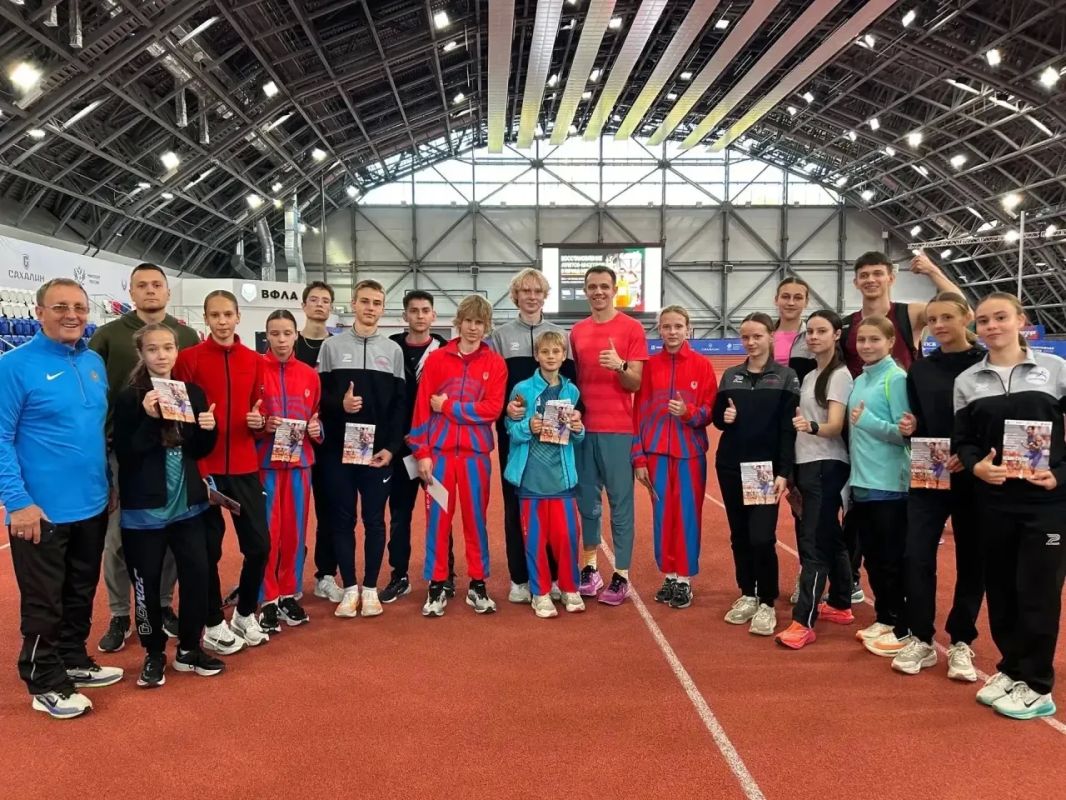 Легкоатлеты Еврейской автономной области завоевали золото и серебро на Чемпионате и Первенстве ДФО по кроссу Легкоатлеты Еврейской автономной области завоевали золото и серебро на Чемпионате и Первенстве ДФО по кроссу