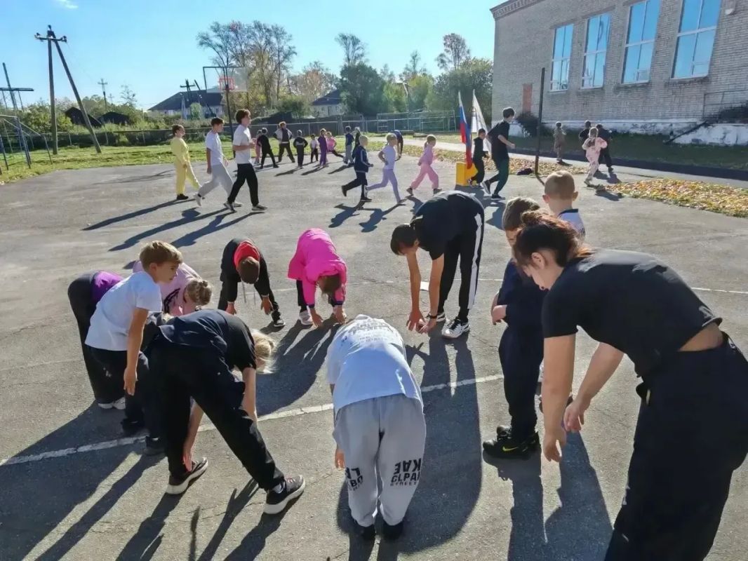 В Смидовичском районе прошёл осенний фестиваль ГТО среди школьников В Смидовичском районе прошёл осенний фестиваль ГТО среди школьников