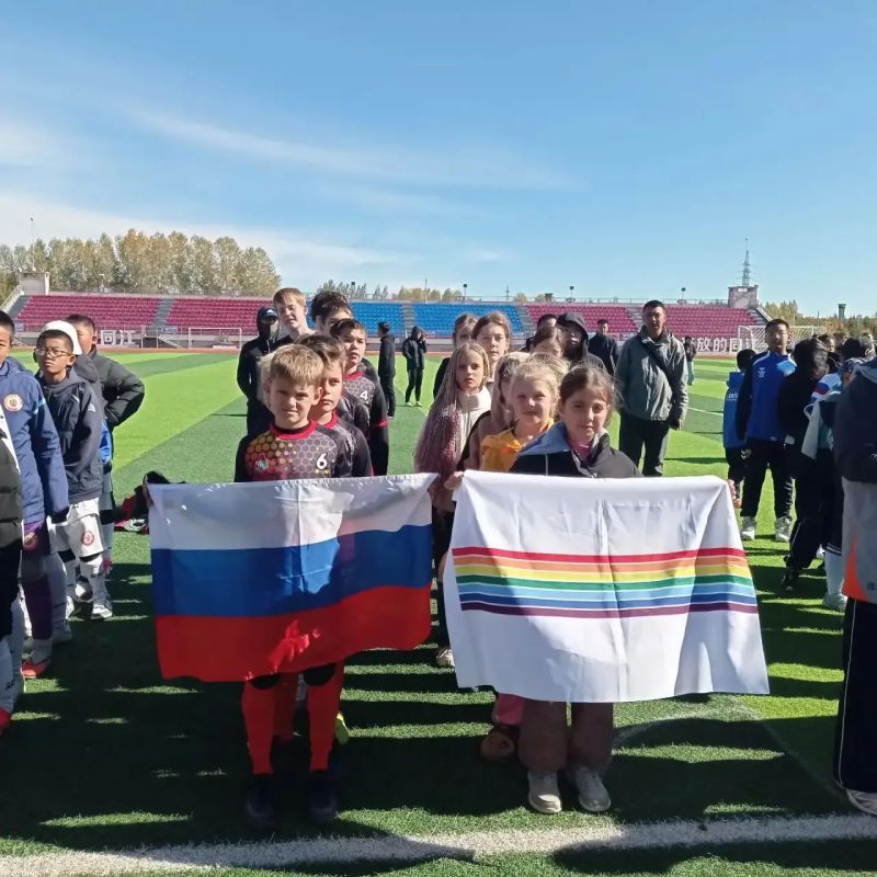 Юные футболисты из Смидовичского района стали серебряными призёрами международного турнира в Китае Юные футболисты из Смидовичского района стали серебряными призёрами международного турнира в Китае