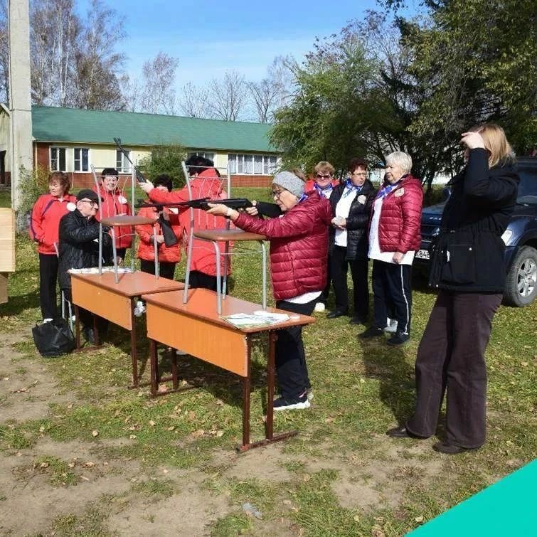 Ежегодная спортивно-патриотическая игра «Зарница» собрала волонтёров «серебряного» возраста и участников Центра активного долголетия из всех районов автономии Ежегодная спортивно-патриотическая игра «Зарница» собрала волонтёров «серебряного» возраста и участников Центра активного долголетия из всех районов автономии