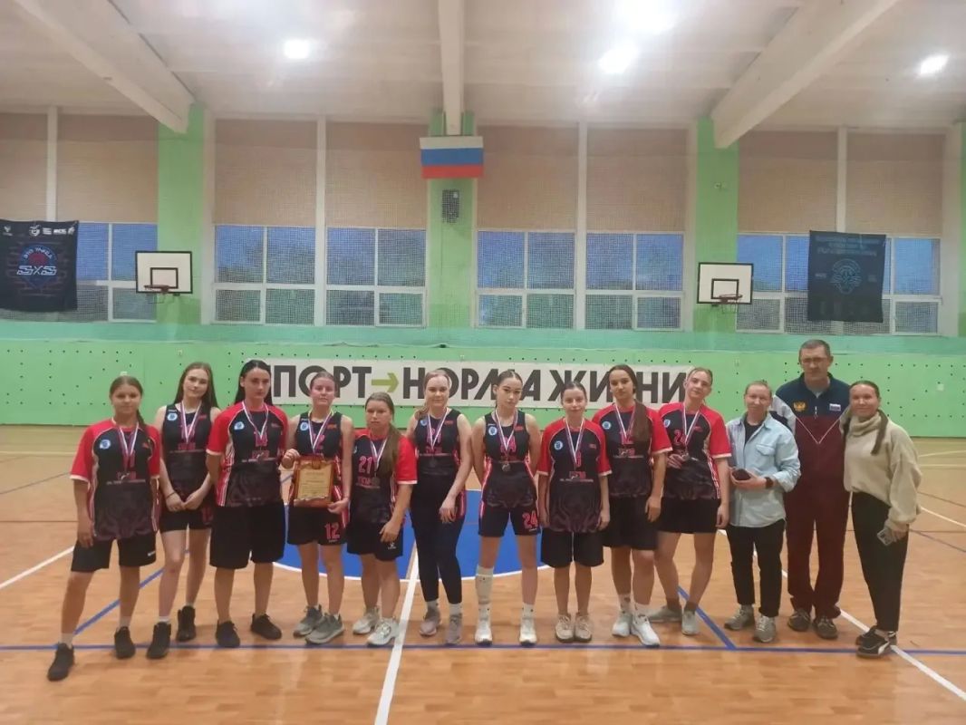 В Биробиджане завершились чемпионаты города по баскетболу среди мужских и женских команд В Биробиджане завершились чемпионаты города по баскетболу среди мужских и женских команд