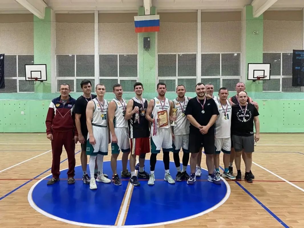 В Биробиджане завершились чемпионаты города по баскетболу среди мужских и женских команд В Биробиджане завершились чемпионаты города по баскетболу среди мужских и женских команд