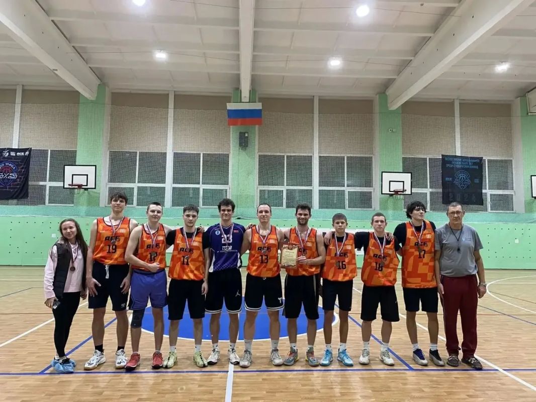 В Биробиджане завершились чемпионаты города по баскетболу среди мужских и женских команд В Биробиджане завершились чемпионаты города по баскетболу среди мужских и женских команд