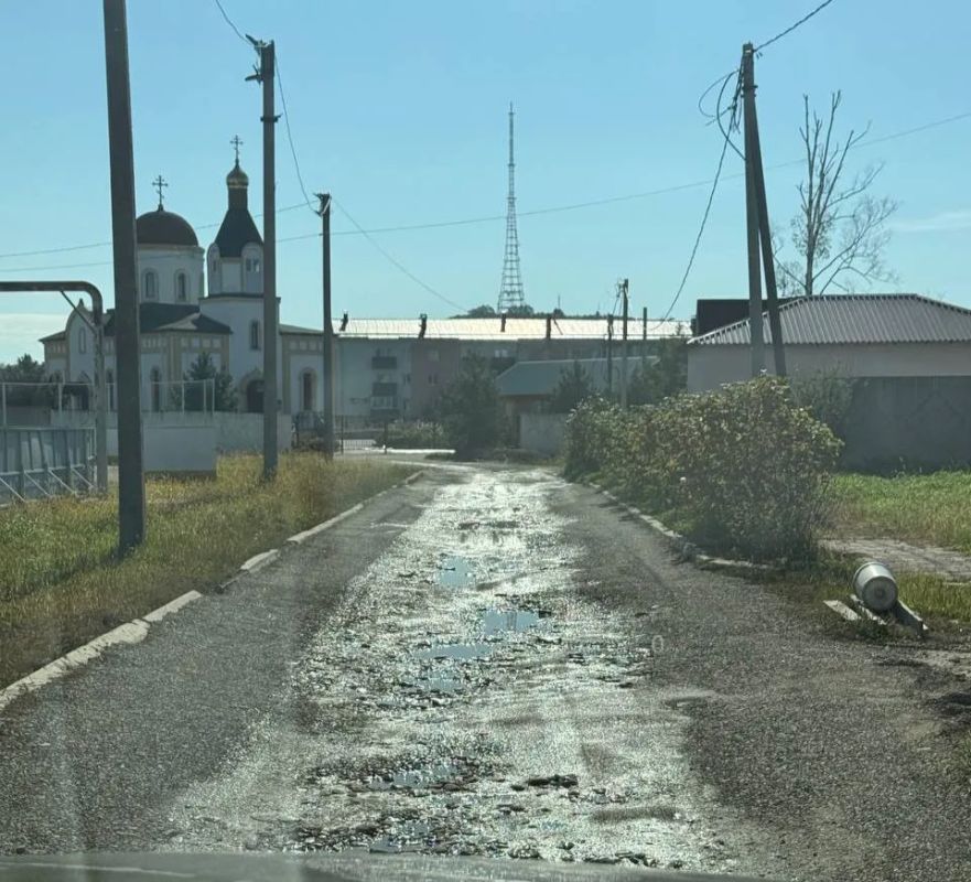 «Асфальт в каких годах ждать?»: биробиджанцы устали ждать ремонта на улице Шалаева