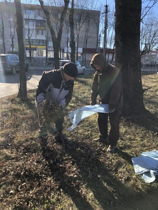 Чистый город начался с инициативы нескольких трудовых коллективов Биробиджана Чистый город начался с инициативы нескольких трудовых коллективов Биробиджана