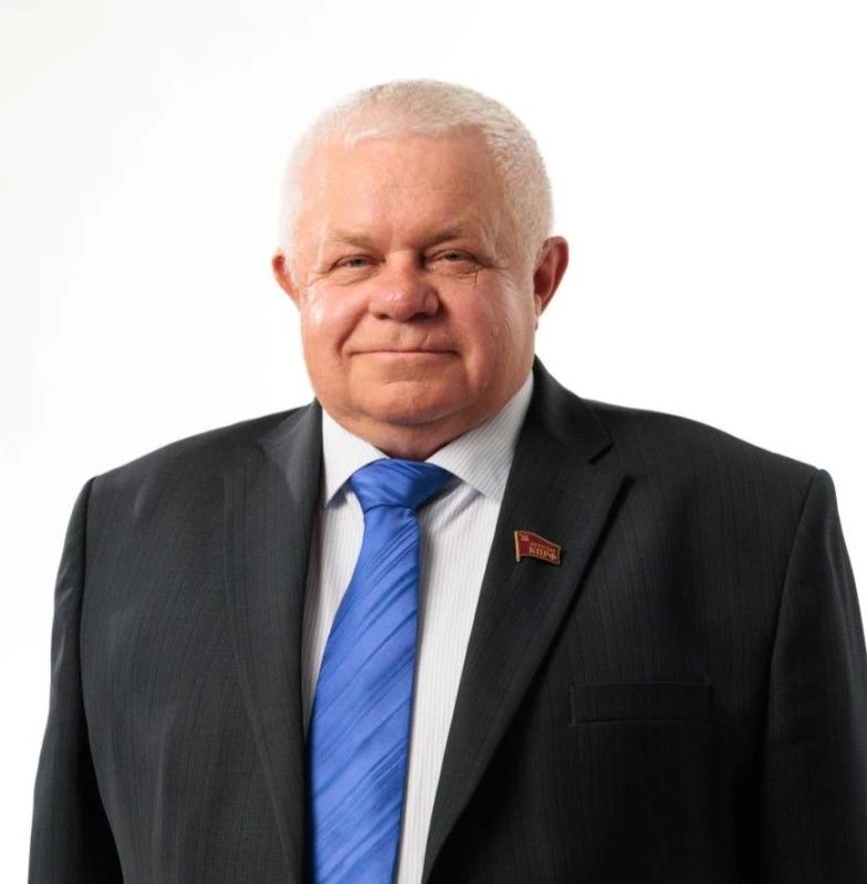 Депутат Городской Думы Александр Щербина отмечает 70-летие